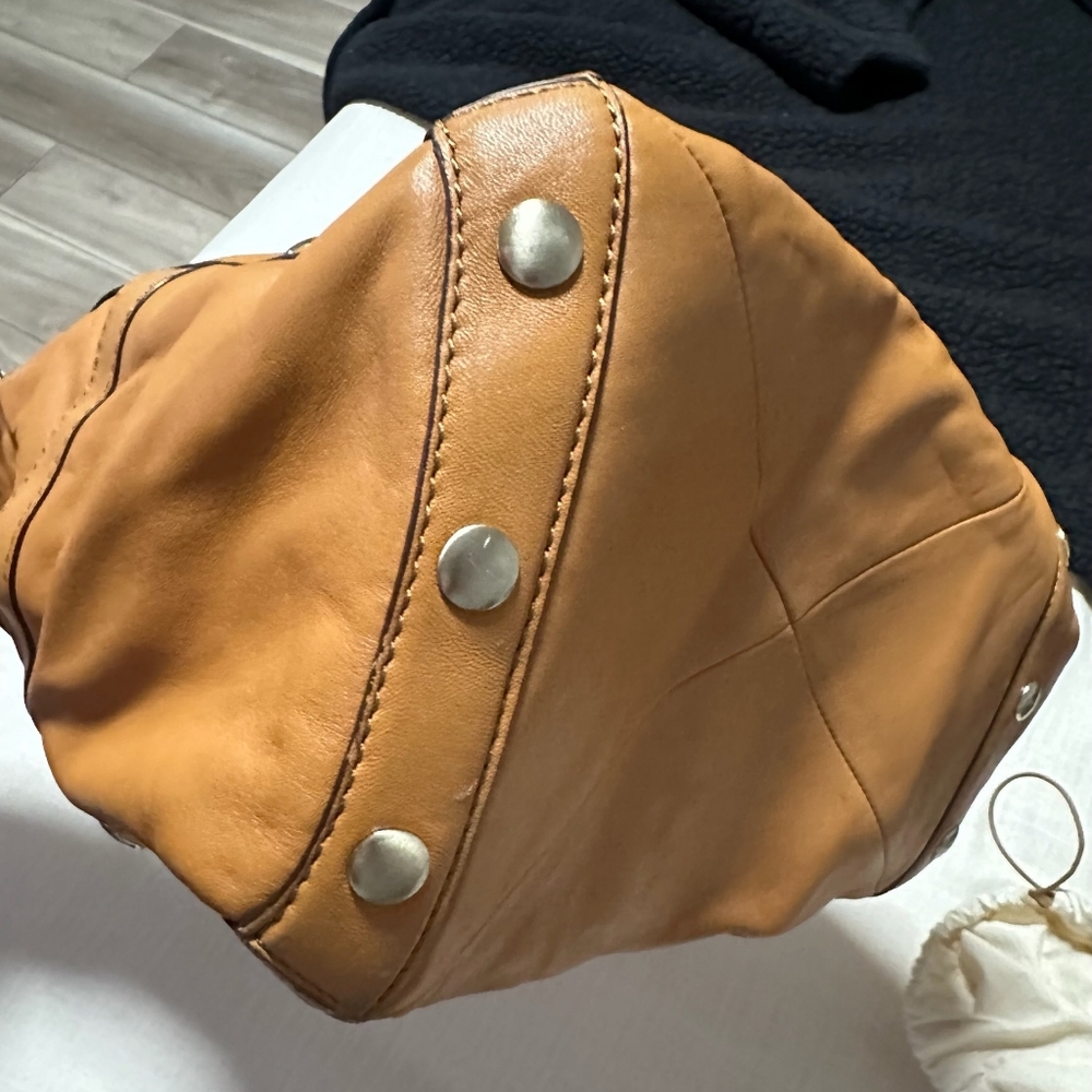 Leather Hobo - Picture 6 of 7